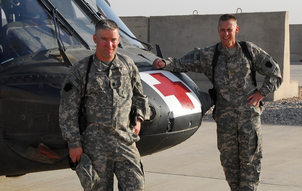 2nd Bn., 104th Aviation Regt. swaps surgeons