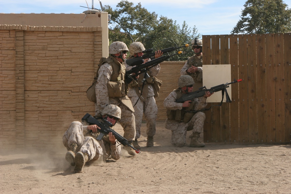 Course Preps Marines for Afghanistan