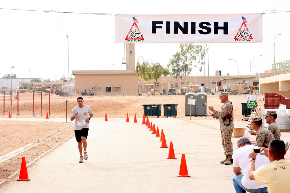 4th Marine Corps Marathon (Forward) Unites Armed Forces Far and Wide