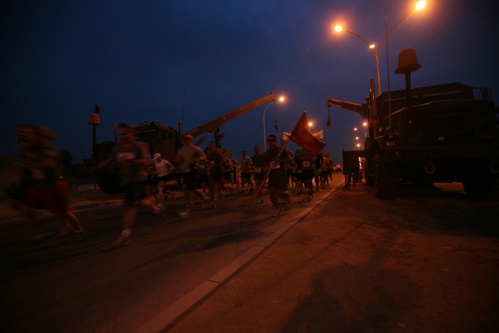 4th Marine Corps Marathon 
(Forward) unites armed forces far and wide