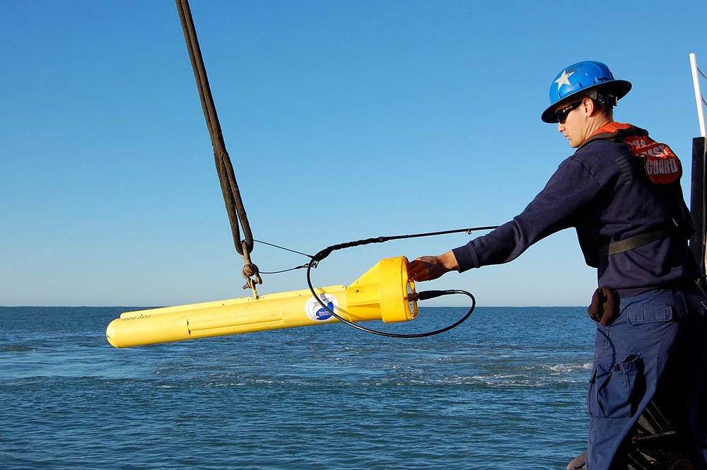 Side Scan Sonar Deployment