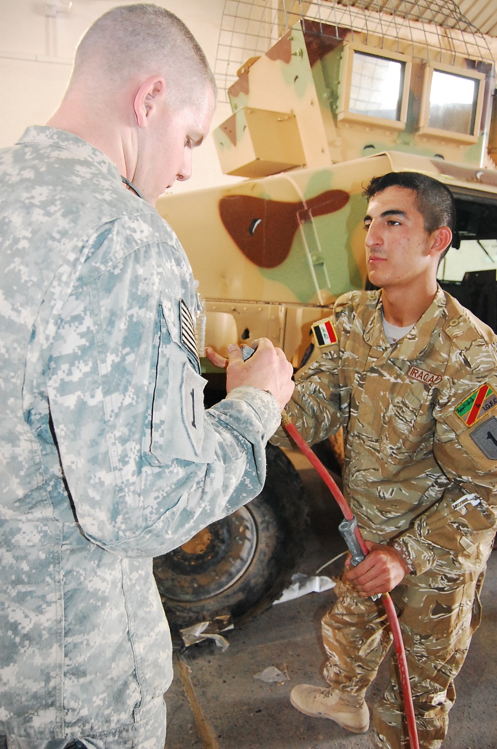 Kansas Soldiers Teach Iraqis How to Keep Vehicles Rolling