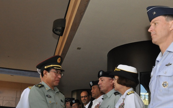 General Xu Caihou Honored at Camp H. M. Smith