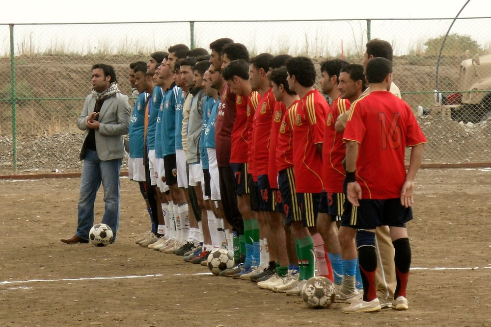 Texas Soldiers bring soccer, unity to northern Iraqi village