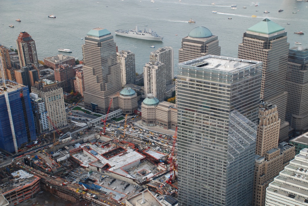 Pre-Commissioning Unit New York transits New York Harbor