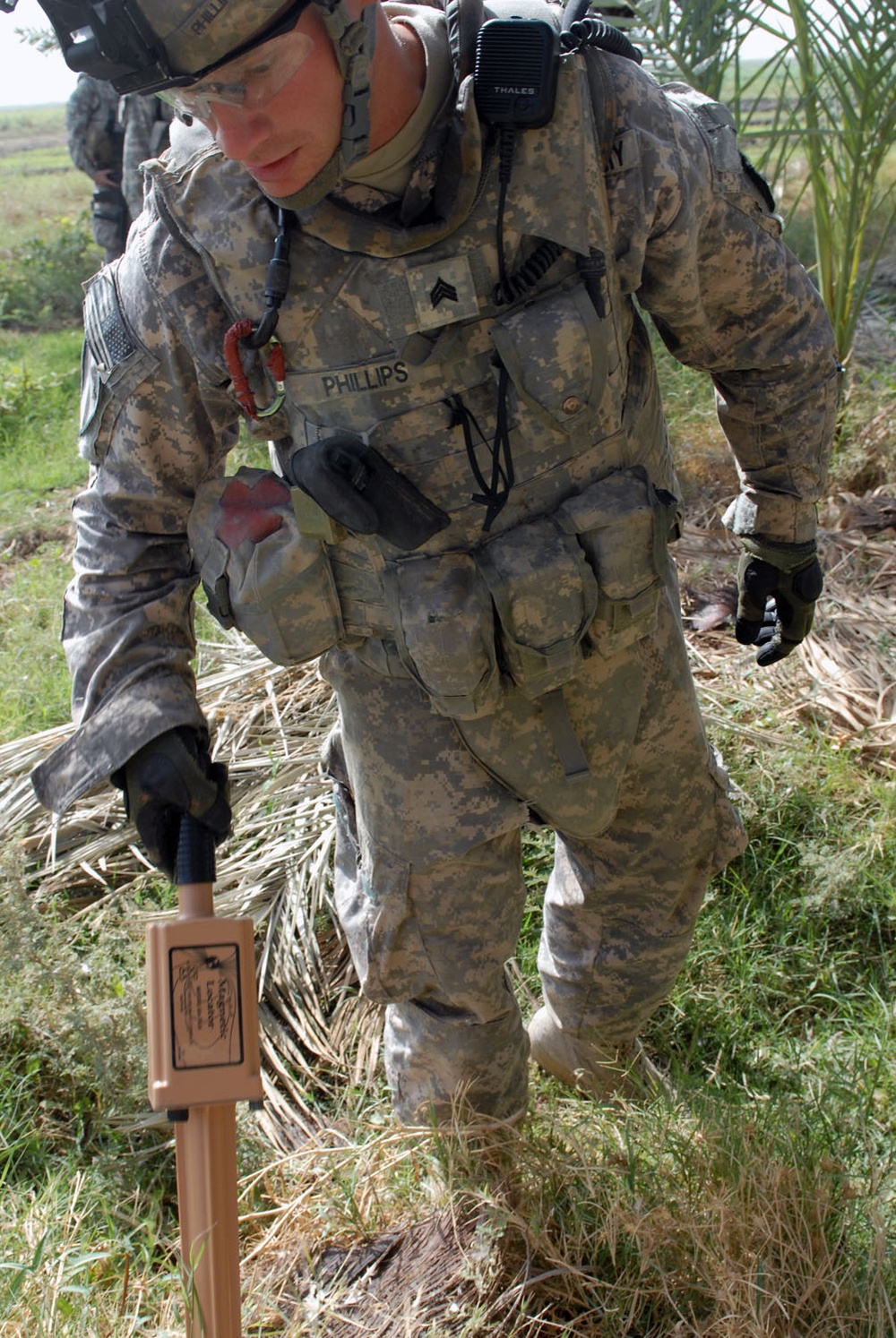 Searching for caches and criminals