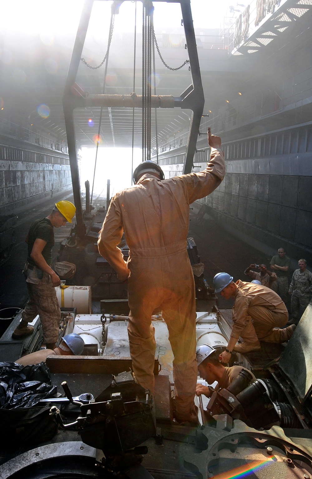 USS Fort McHenry action