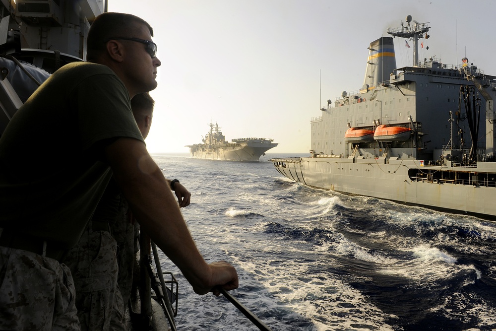 USS Fort McHenry action