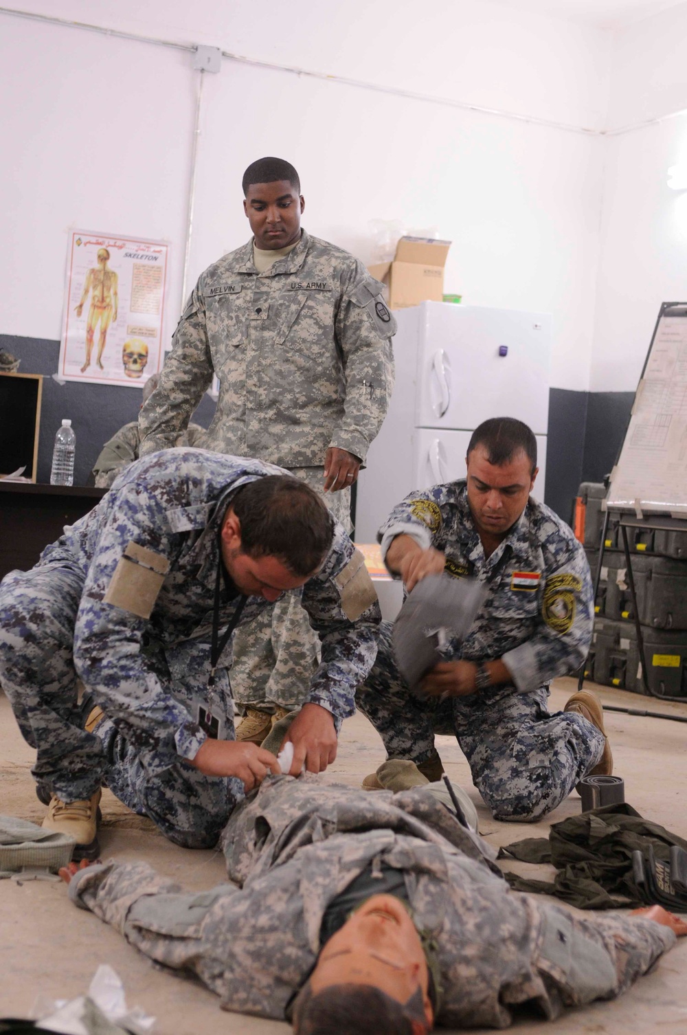 Iraqi medics learn trauma skills