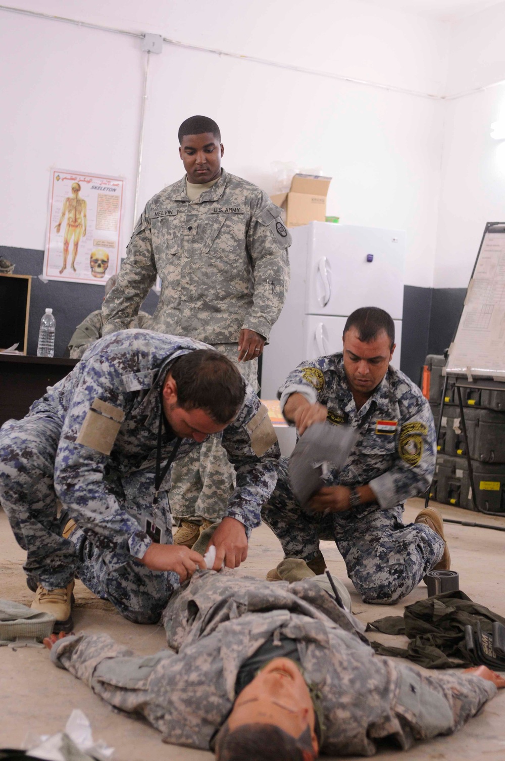Iraqi medics learn trauma skills
