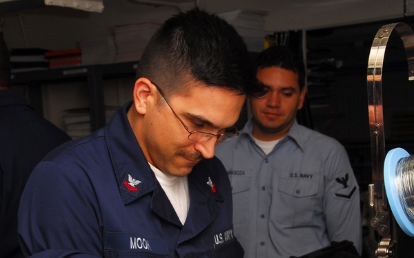 USS Nimitz continues operations in the Gulf of Oman