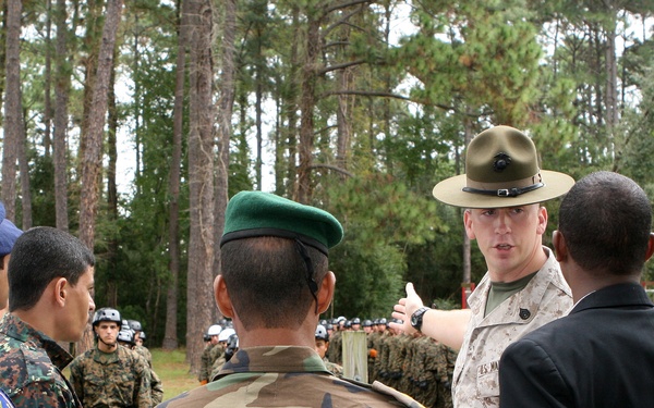 Yemen military delegation observes Marine training