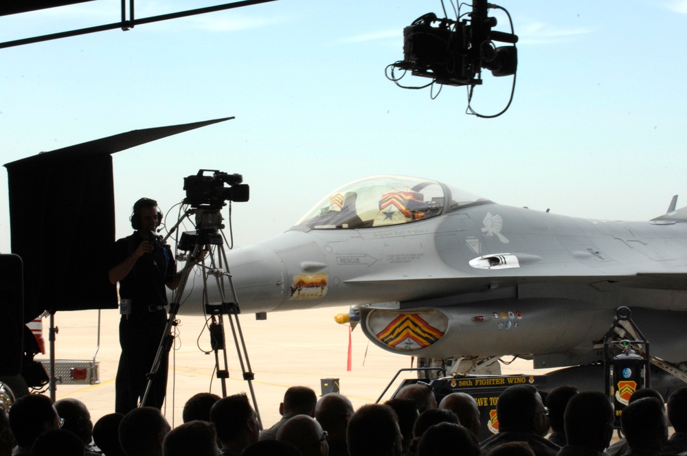 Fox NFL Sunday pregame > U.S. Air Forces Central > Display