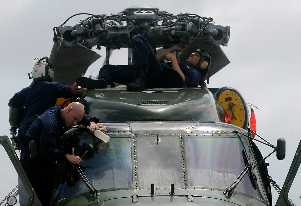 USS Blue Ridge sailors stay ready