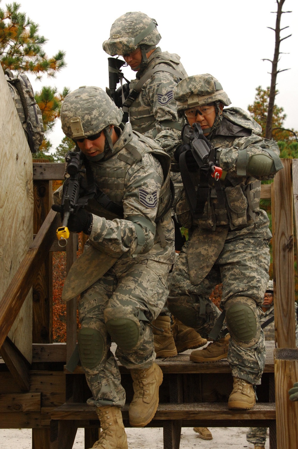 Airmen train in urban combat