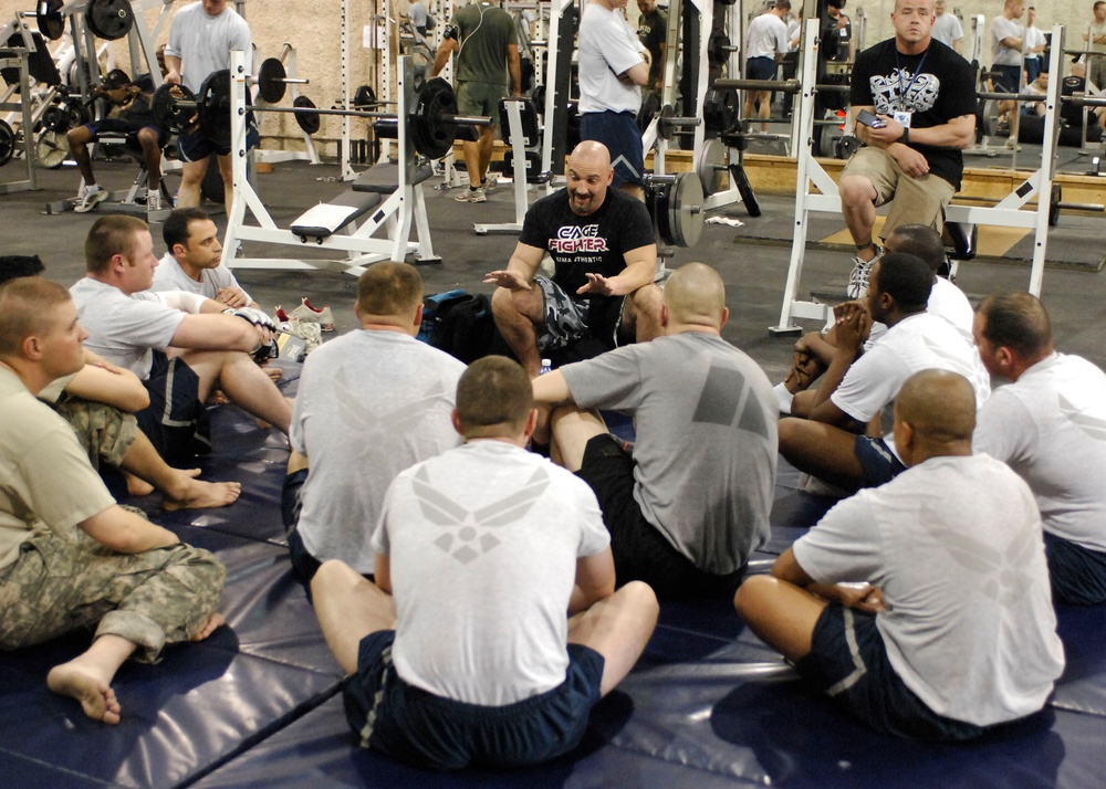 Jay Glazer hits the mat