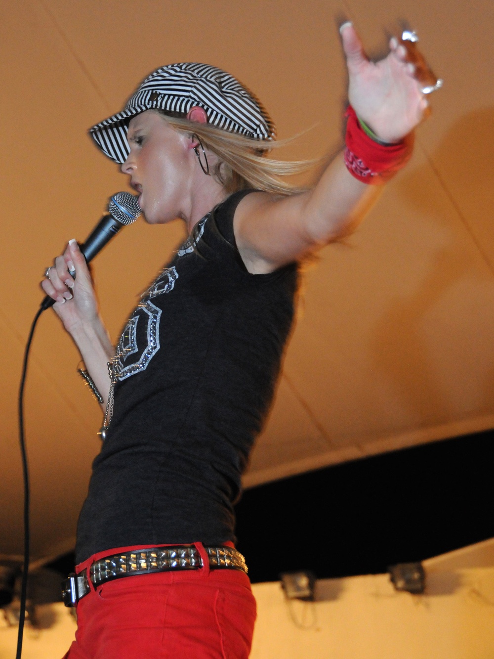 Rockin' for the Troops