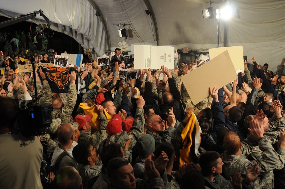 Fox Sports NFL hosts pre-game show from Bagram Airfield