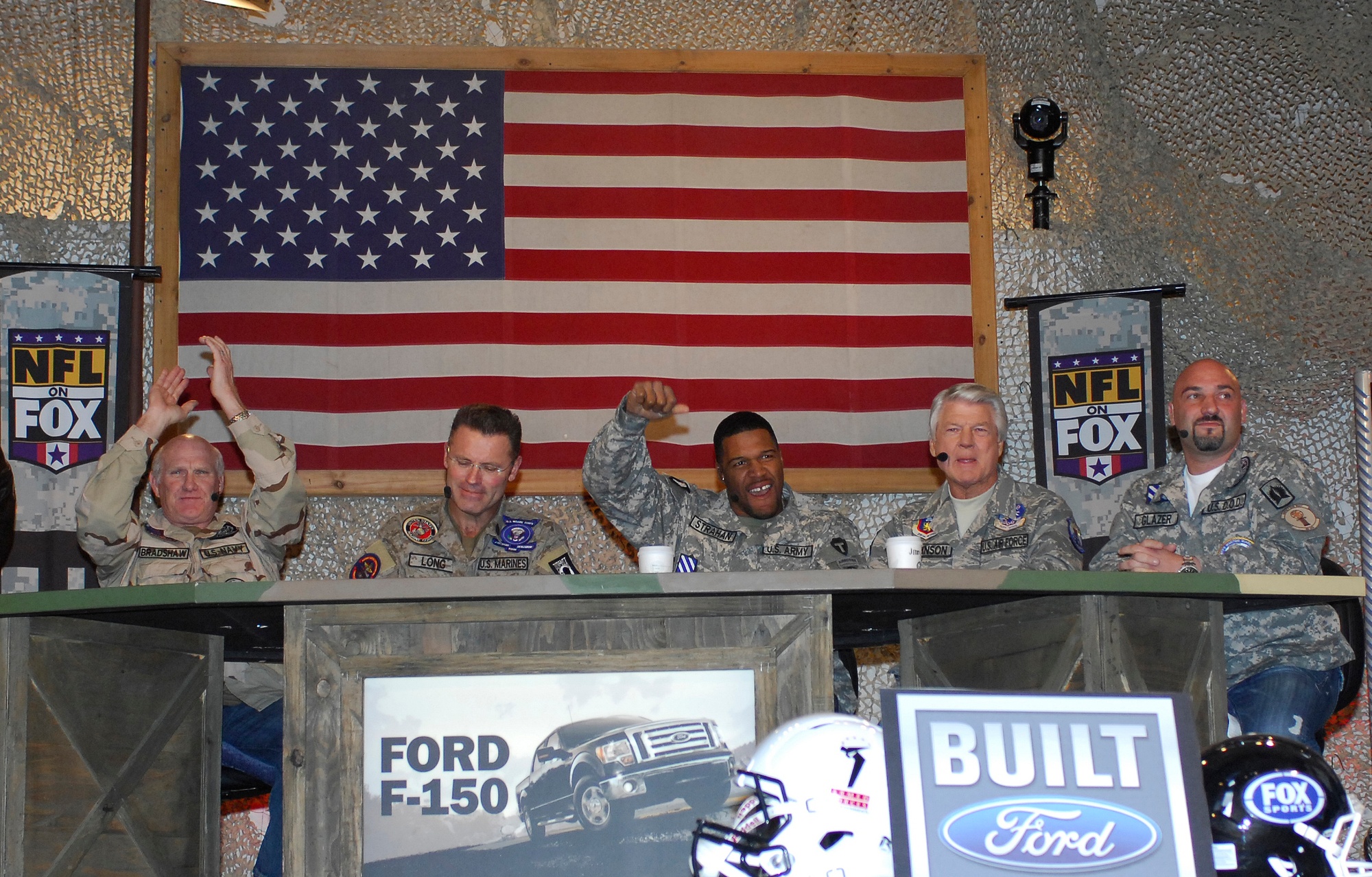 DVIDS - Images - FOX NFL Pregame Show Kicks Off From Afghanistan [Image 5  of 6]