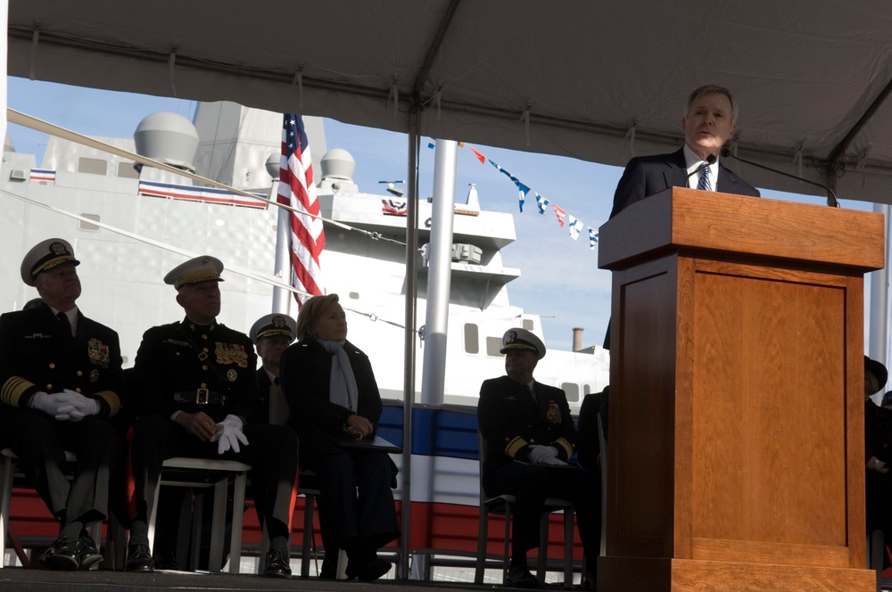 New York Mayor and Secretary of the Navy attend USS New York commissioning