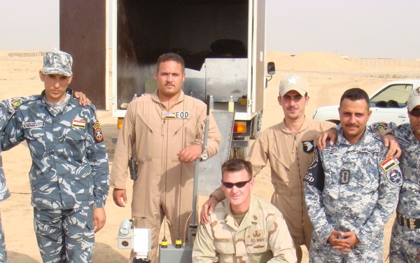 Navy EOD Trains Iraqi Forces to Fight IEDs
