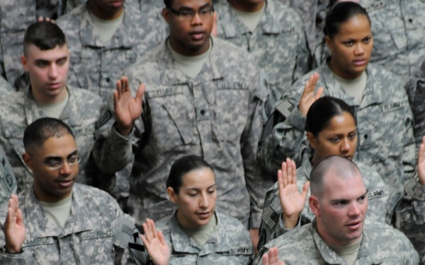 30th HBCT Soldiers take citizenship oath on Veterans Day