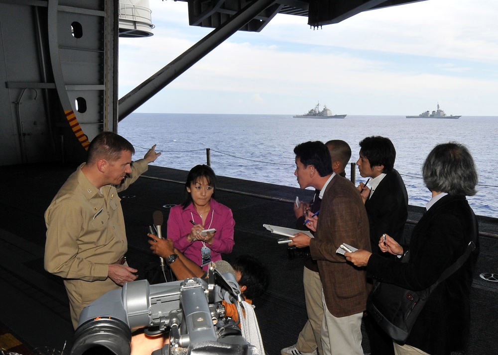 USS George Washington; (CVN 73)