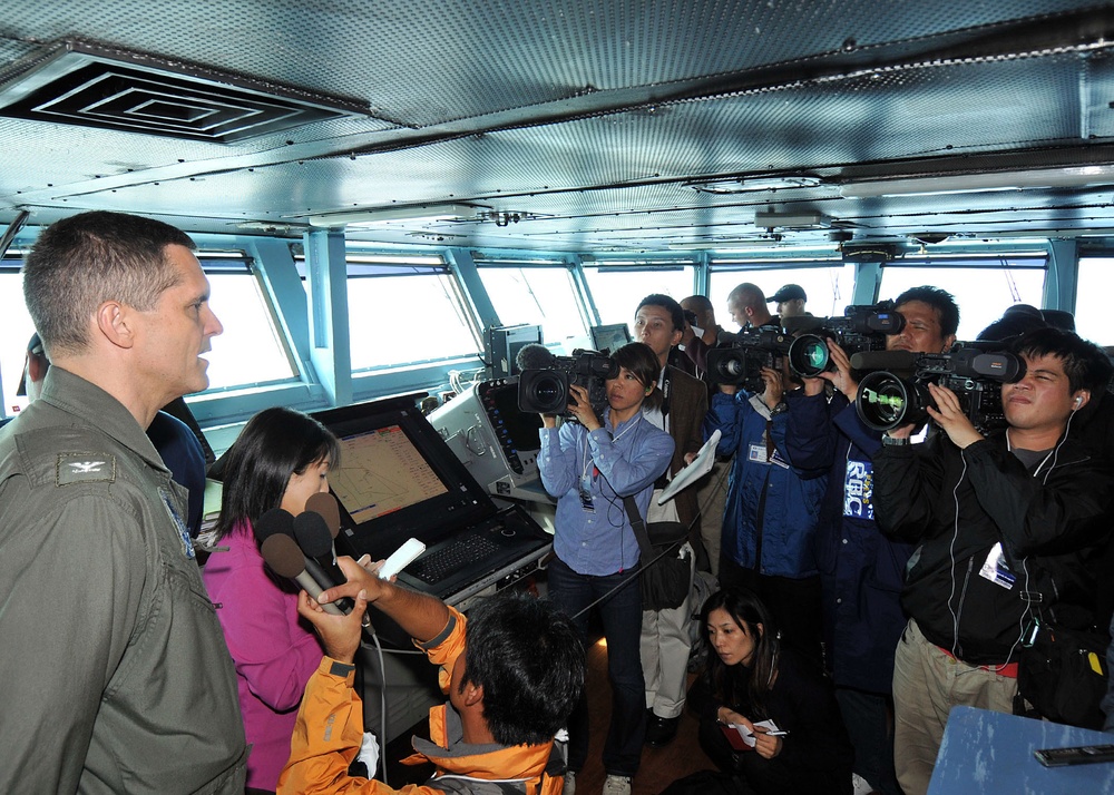 USS George Washington; (CVN 73)