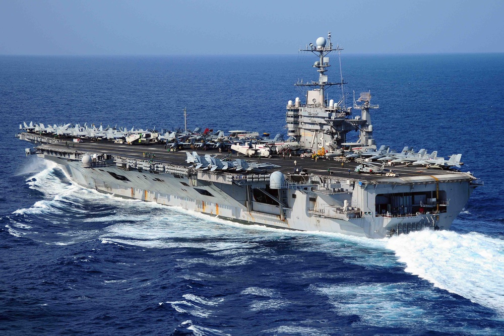 DVIDS - Images - USS George Washington [Image 3 of 4]