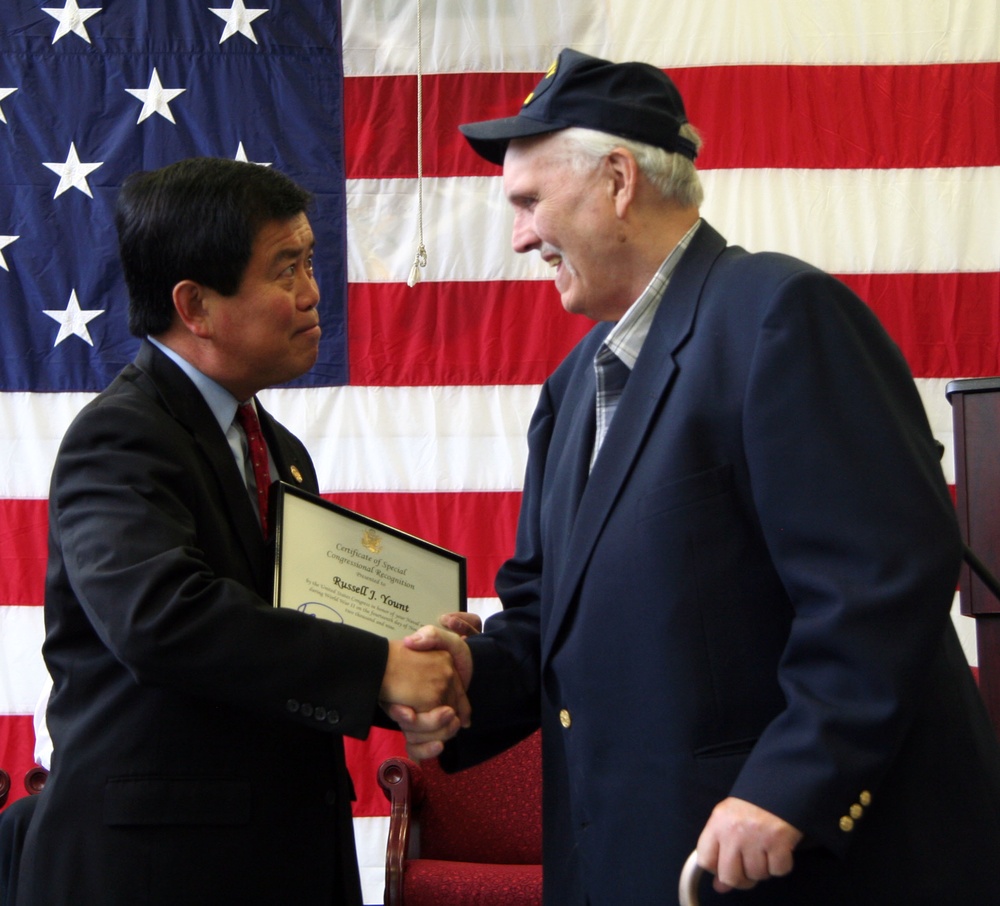 World War II and Vietnam Veterans in Portland Receive Congressional Recognition