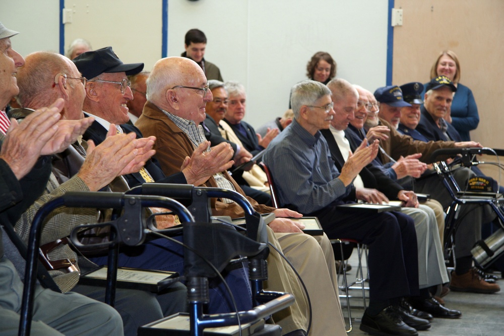 World War II and Vietnam Veterans in Portland Receive Congressional Recognition