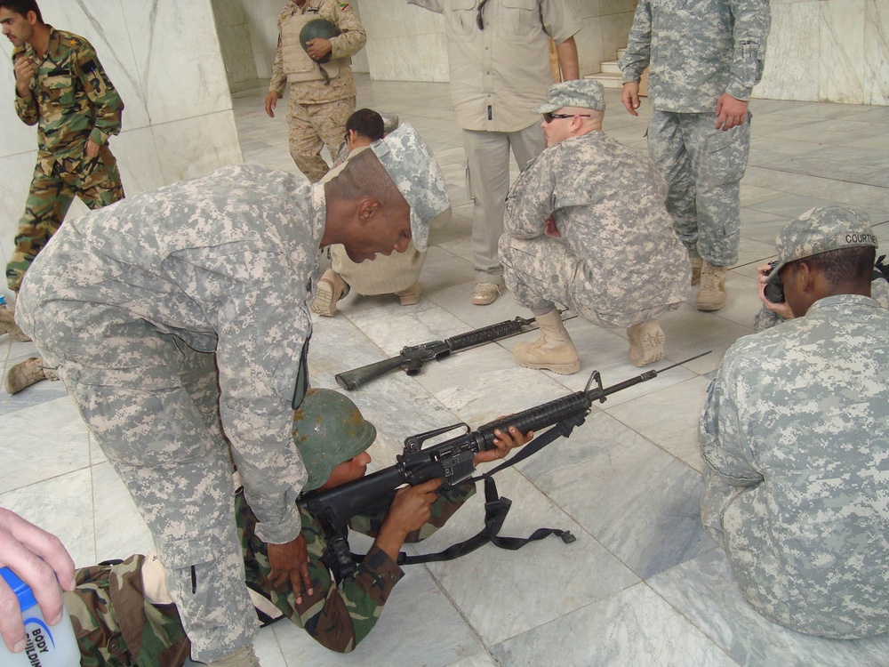 'Centurions' Conduct Small Arms Training With Iraqi Army