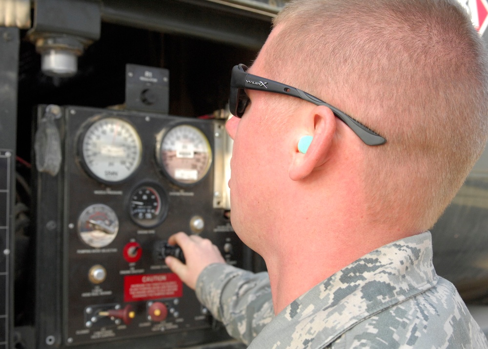 Refueling a C-17