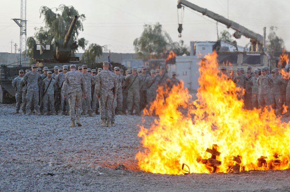 'Burn Notice' stars visit and Combat Patch ceremony