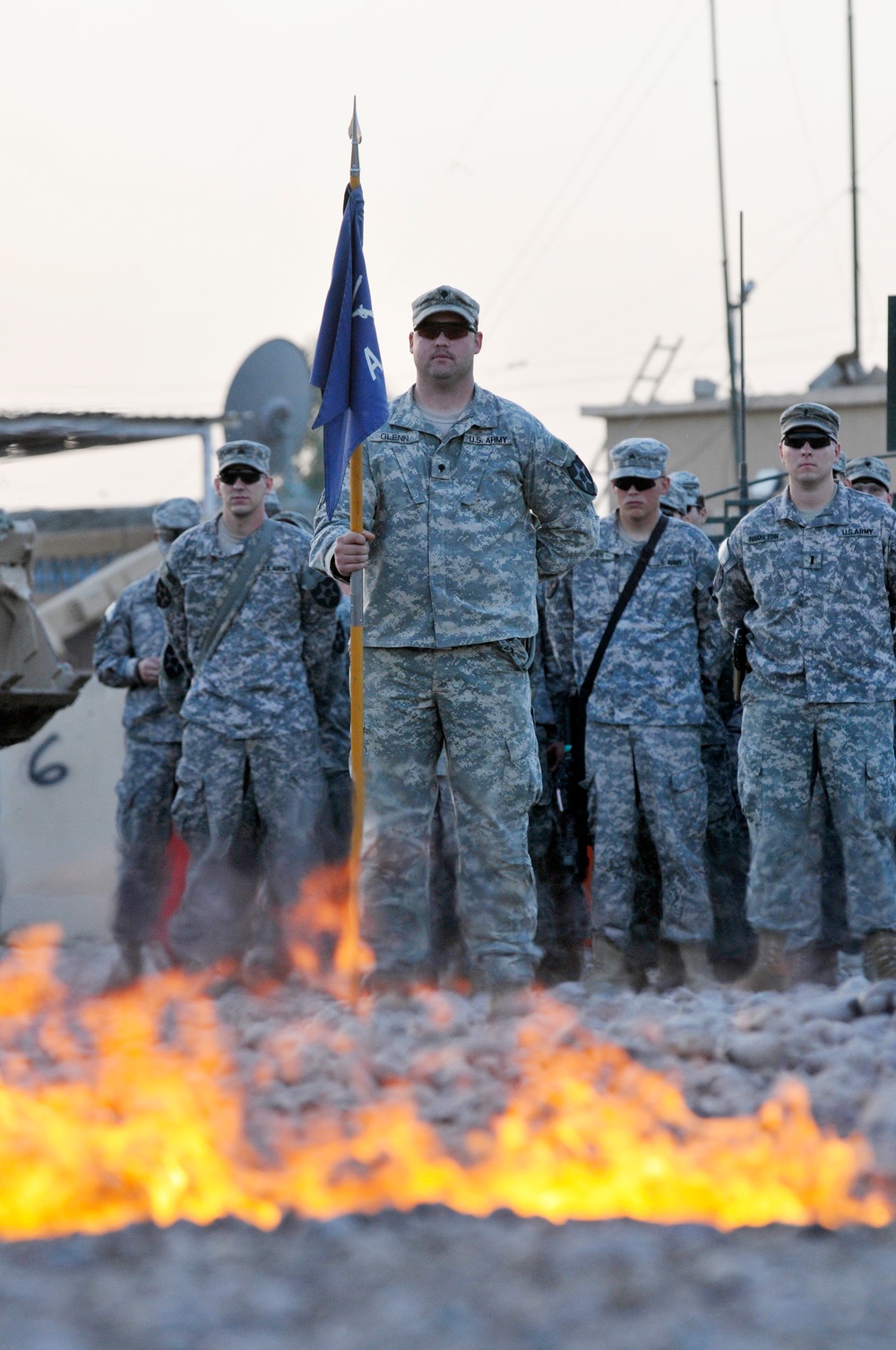 'Burn Notice' stars visit and Combat Patch ceremony