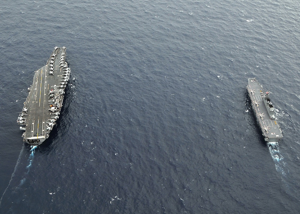 USS George Washington action