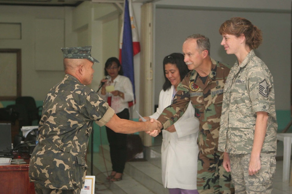 AFP Medical Staff and JSOTF-P Teach Mental Health Classes