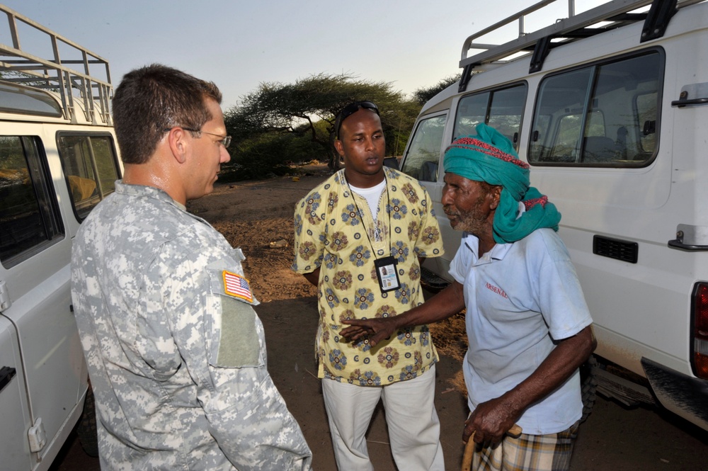 Horn of Africa Service Members Bring Donations, Good Cheer to Djiboutians