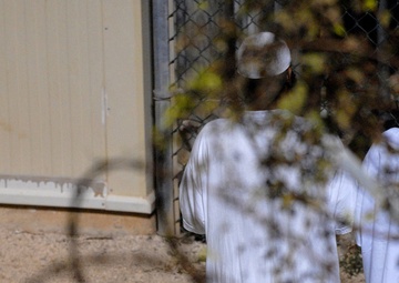JTF Guantanamo Detainees Observe Morning Prayer