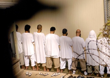JTF Guantanamo Detainees Observe Morning Prayer