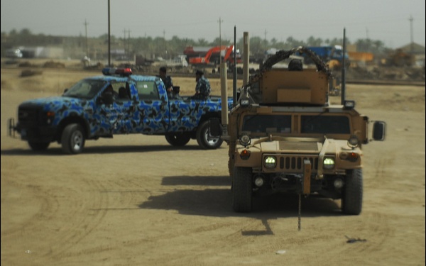 41st IBCT 2/162 Volunteers participate in a multi-agency project