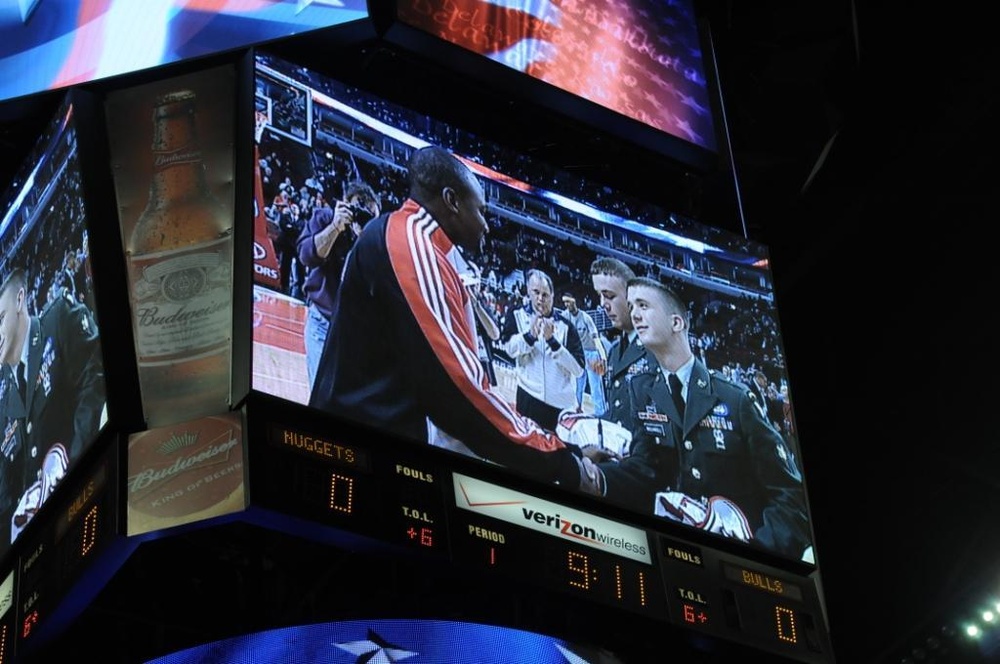 Chicago Bulls Honor Service Members for Veterans Day 2009