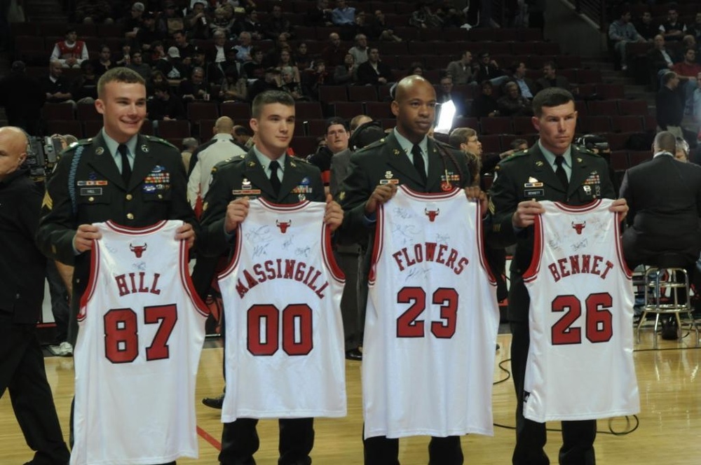 Chicago Bulls Honor Service Members for Veterans Day 2009
