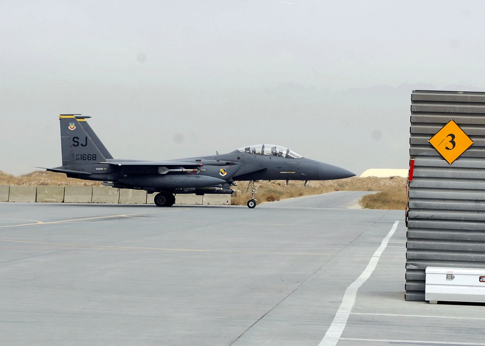 F-15E Weapons Systems Officer shatters 1,000 flight hour mark