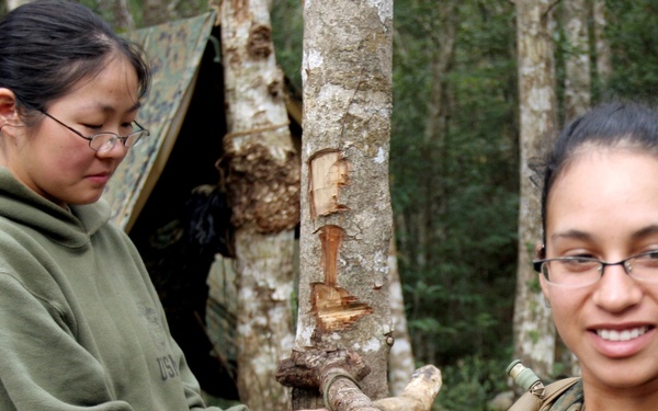 All-female Basic Jungle Environment Survival Training