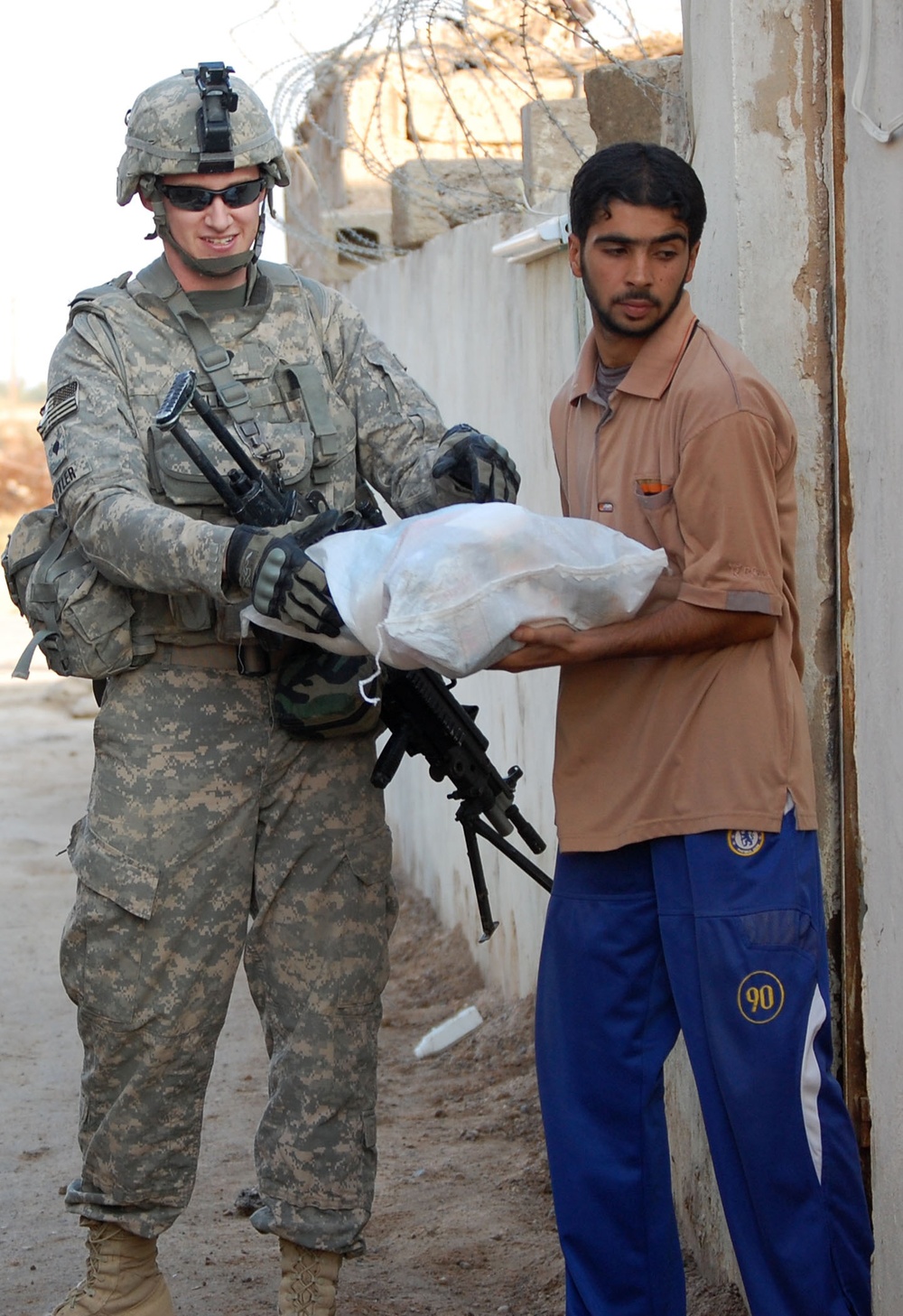 Iraqi orphans receive food for the holidays