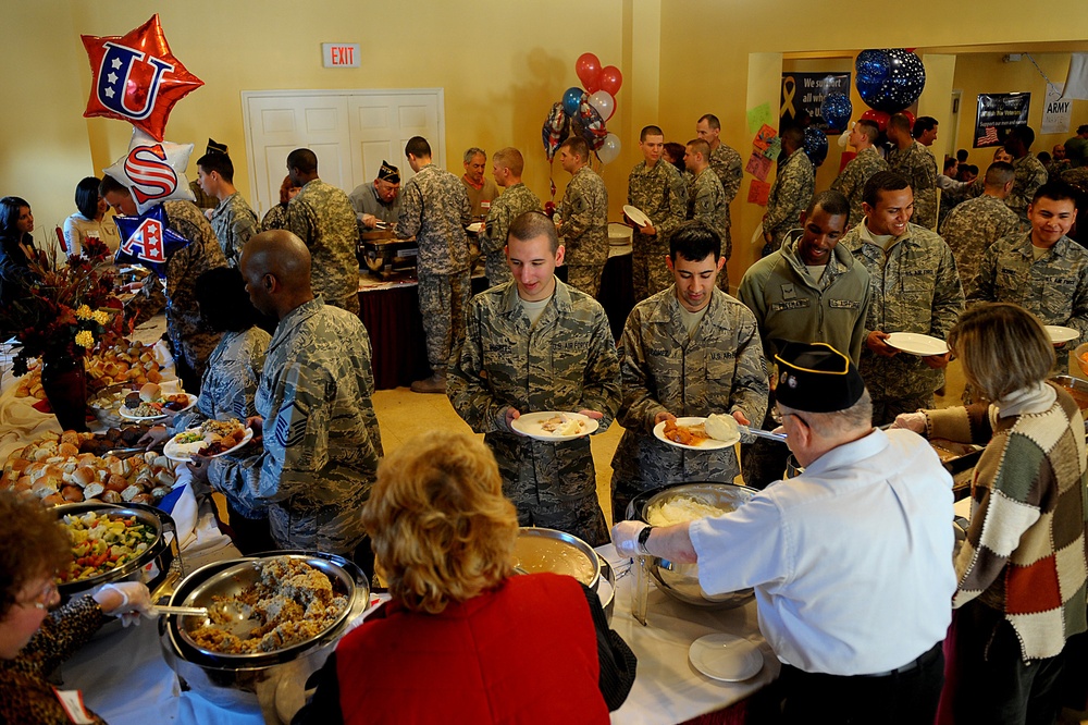 South N.J. community shares holiday spirit with deploying service members