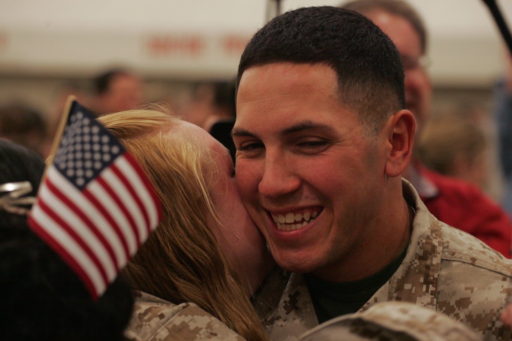 6th Communications Battalion Returns From Iraq