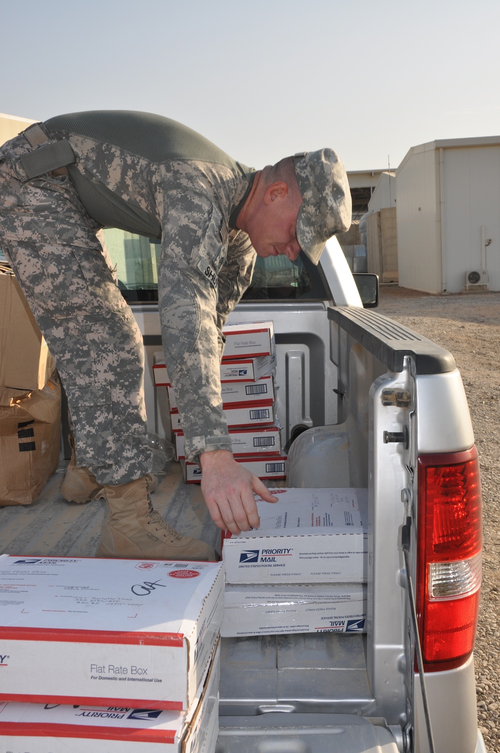 Service members donate time, goods to Iraqis