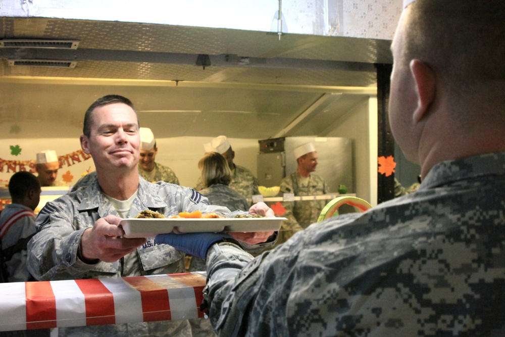 Officers serve enlisted Thanksgiving meal